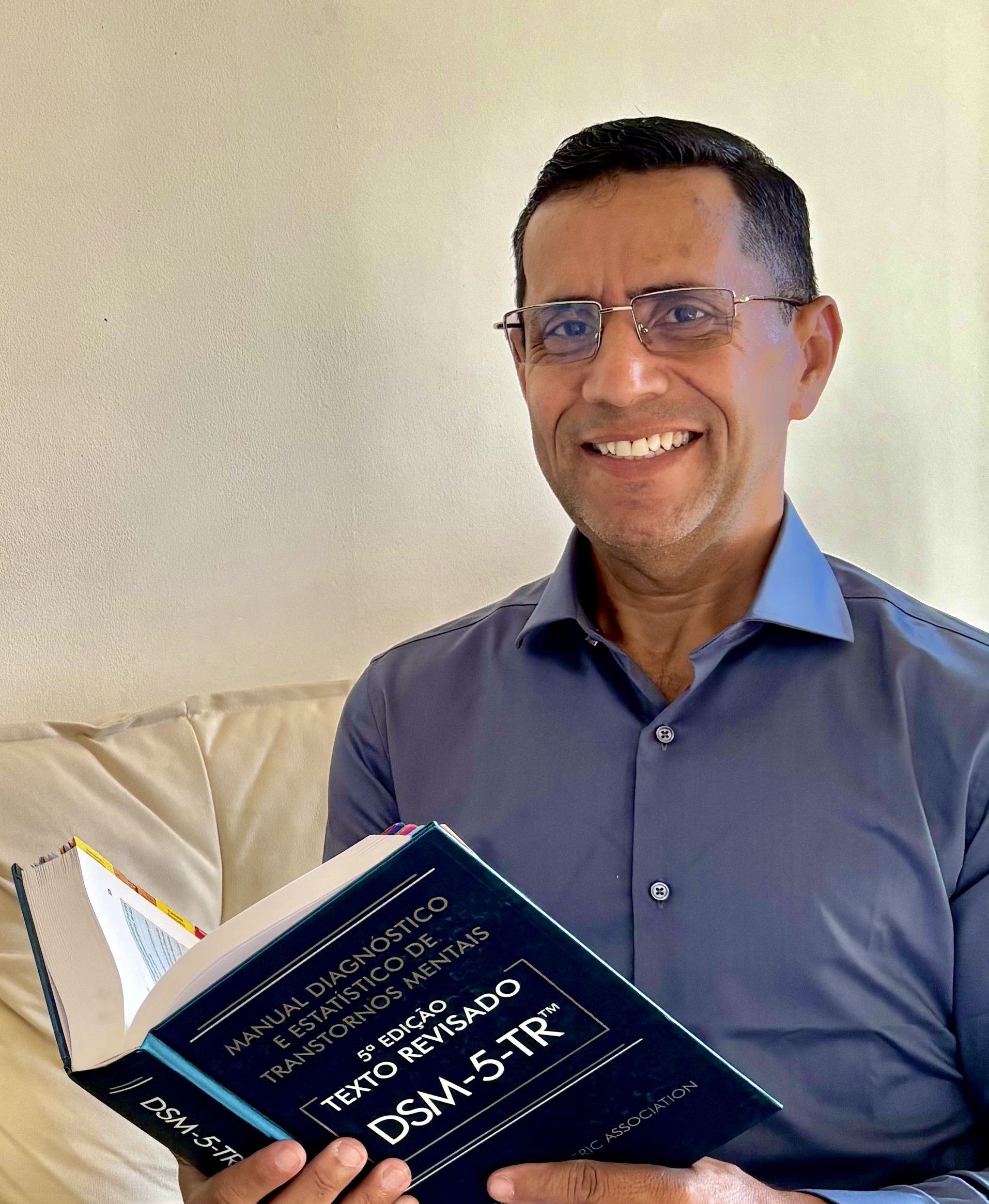 Psicólogo Rodrigo Martins Ferreira - Especialista em TDAH